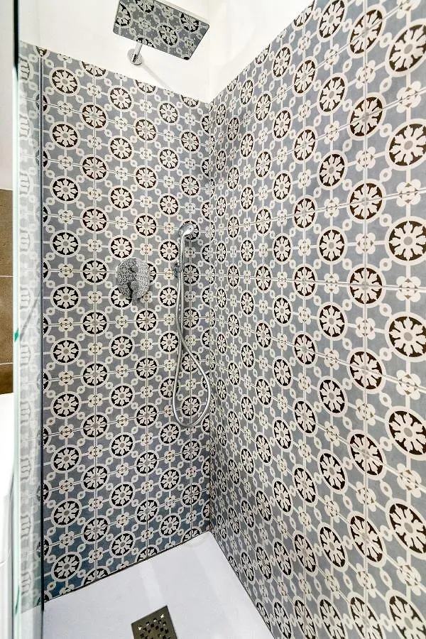 Apartment Bologna Centro Suite Ugo Lenzi, 6 Italy